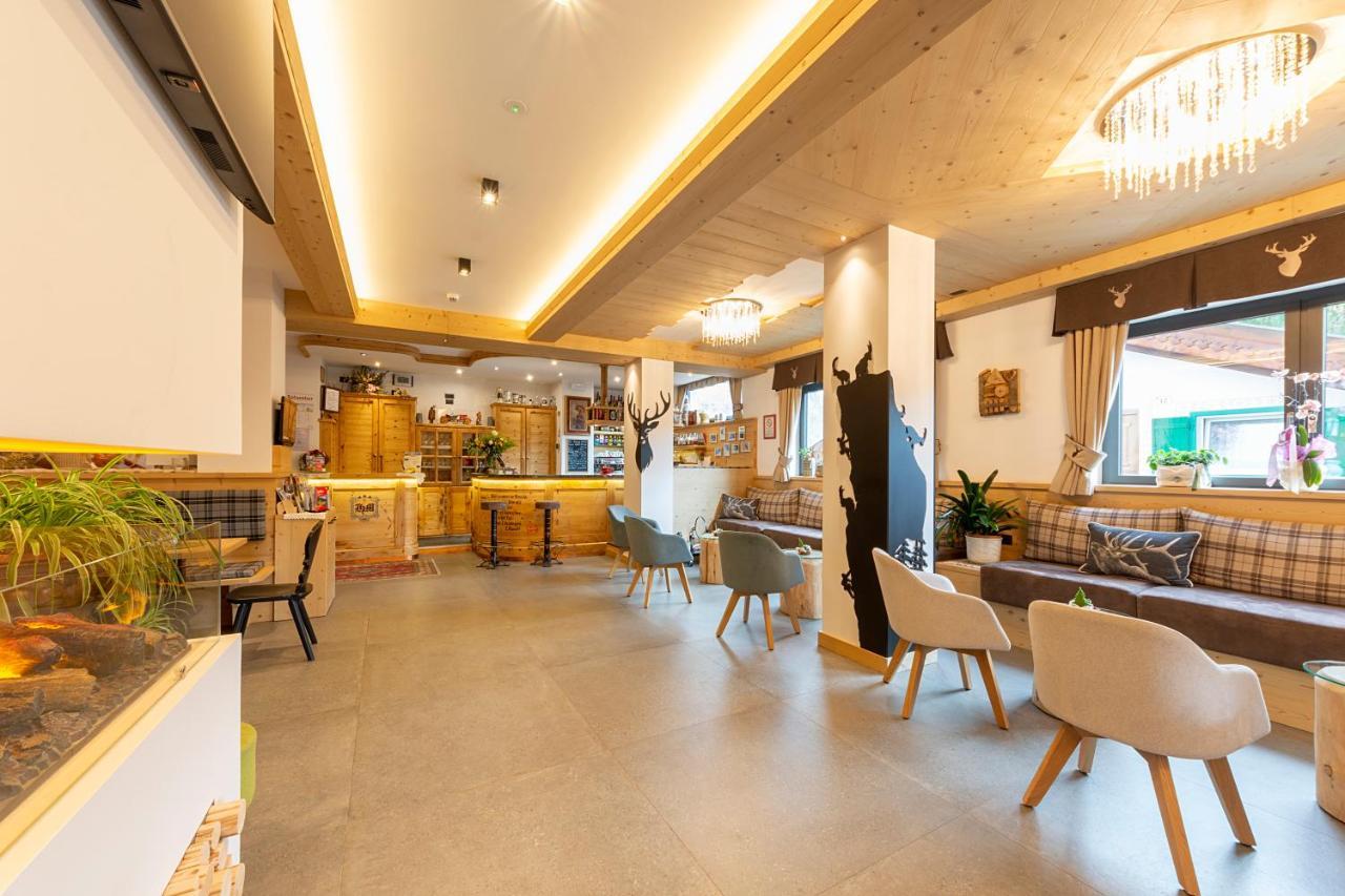Monza Dolomites Hotel Moena Buitenkant foto