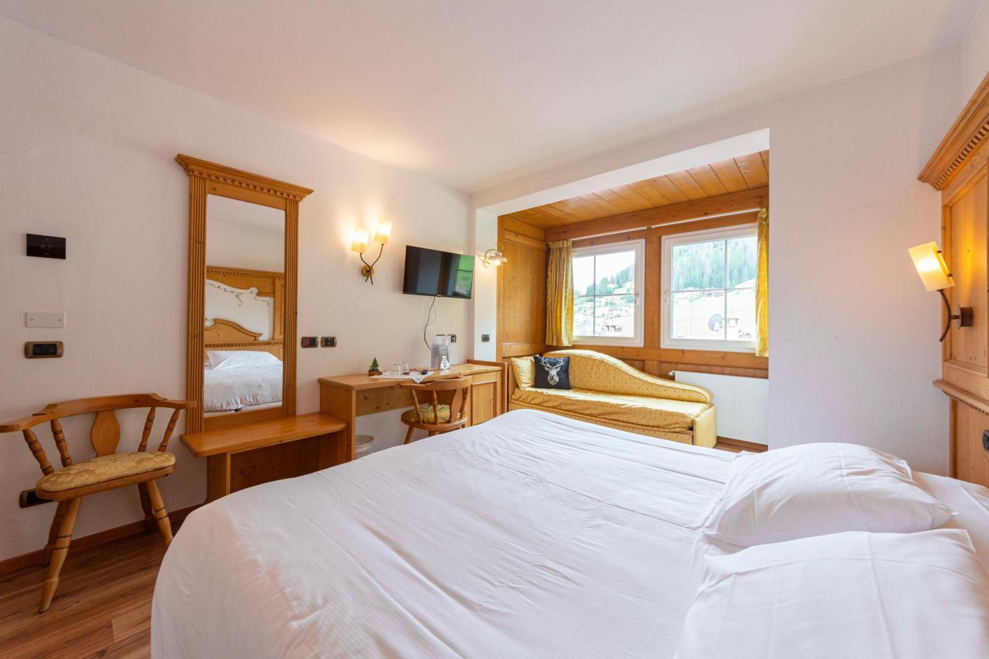 Monza Dolomites Hotel Moena Buitenkant foto